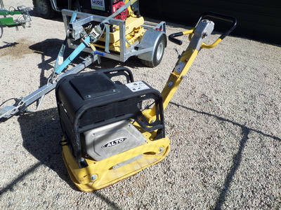 Plate compactor 160kg, reversible