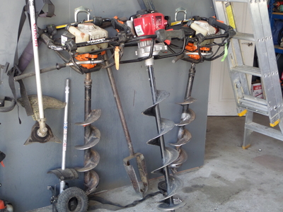 Post hole borer, petrol