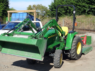 John Deere 36hp Tractor with slasher